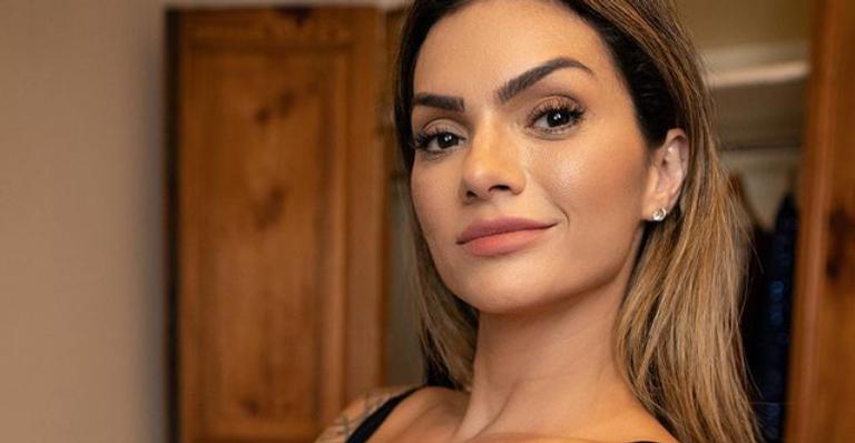 Kelly Key ostenta bota de grife avaliada em aproximadamente R$8 mil reais