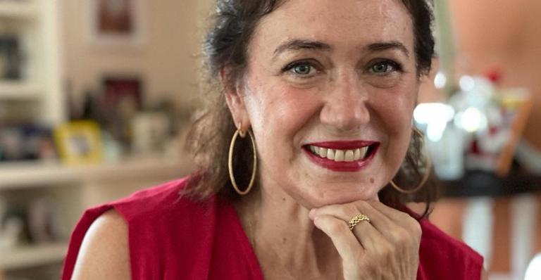 Lilia Cabral comemora reprise da novela ‘Império’ com cena marcante: ”Viva”