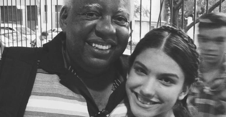 Giovanna Grigio lamenta morte de João Acaiabe: ”Vou te amar pra sempre”