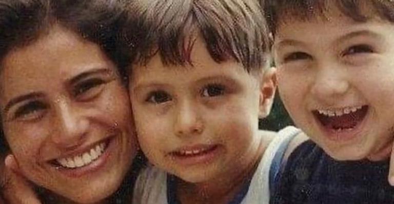 Valeria Alencar resgata lindos registros de sua família: ”Muitos Tbts pra recordar!”