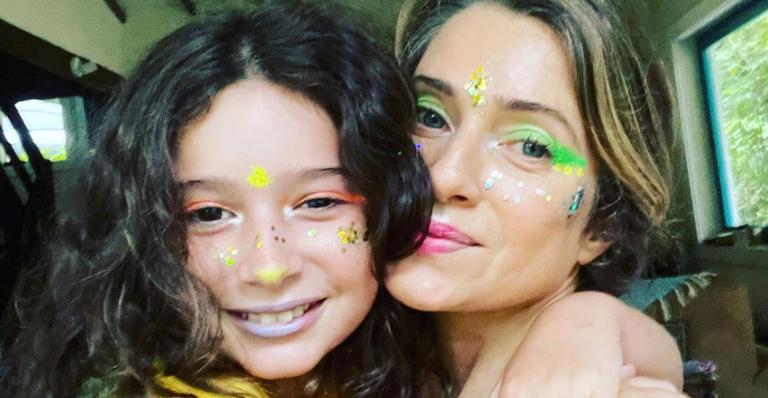 Letícia Spiller posa coladinha com a filha, Stella e se derrete: ”Muito amor por aqui”