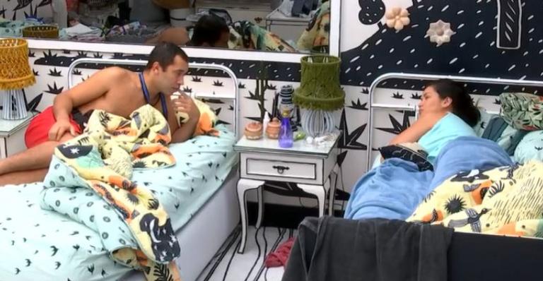 BBB21: Juliette e Gil especulam sobre a formação do Paredão: ”Vai eu e tu”