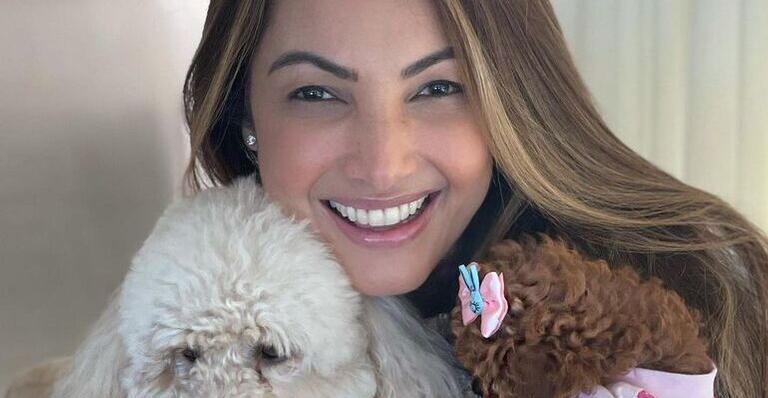 Com seus cachorros, Patrícia Poeta celebra a Páscoa e esbanja alegria: “Esperança e muita fé!”