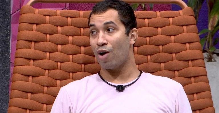 BBB21: Temendo ser eliminado, Gilberto faz pedido: ”Um discurso bem bonito e longo”