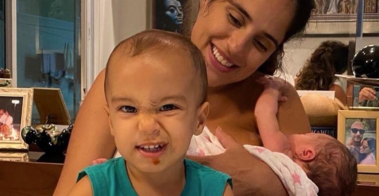 Camilla Camargo celebra Páscoa com clique ao lado dos filhos: ”Eu renasci no parto dos dois”