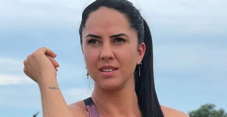 Graciele Lacerda posa com look de treino justíssimo e exibe corpão sarado: ”Perfeição!”