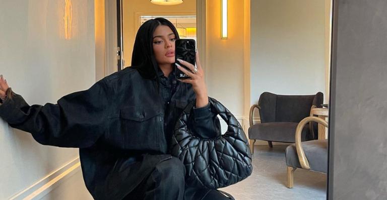 Kylie Jenner celebra Páscoa com a família e encanta web: ”Fofos”