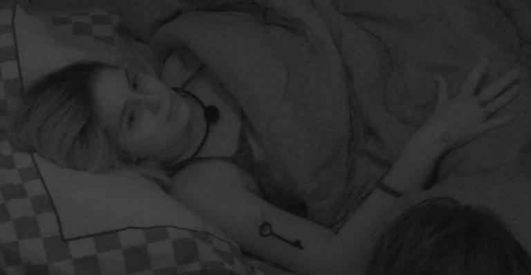 BBB21: Viih Tube fala para Thaís: ”Não estou me sentindo muito confortável eu, você e Juliette!”