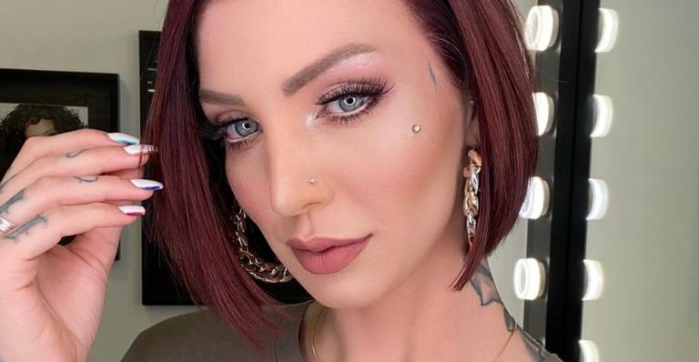 Zoo dança Cardi B e chama a atenção com barriguinha de cinco meses: ”Mamãe mais linda”