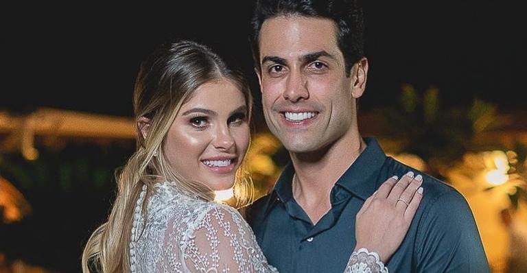 Bárbara Evans e Gustavo Theodoro se casam novamente na Tanzânia
