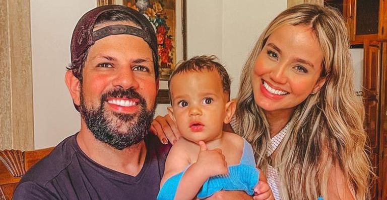 Filho de Sorocaba e Biah Rodrigues surge tocando bateria e impressiona a web