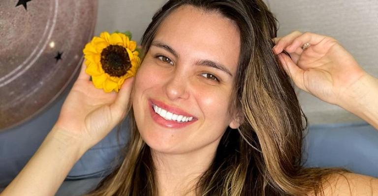 Kamilla Salgado posa com look de academia e motiva a web: ”Seja firme”