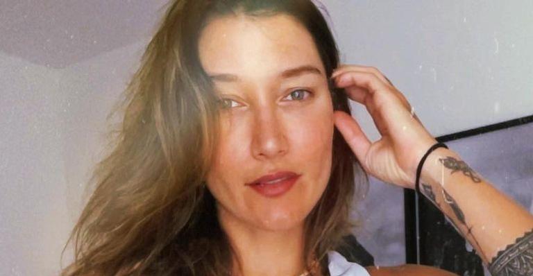 Em Noronha, Gabriela Pugliesi posa com biquíni fio dental durante passeio de barco: ”Que corpo!”
