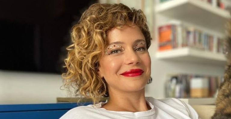 Leandra Leal relembra encontro com Camila Pitanga e amigos: ”Registro de 2019”