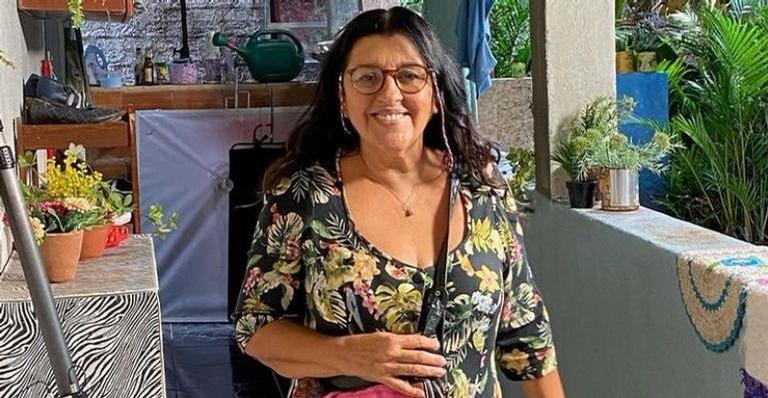 Regina Casé mostra a sua reação com o reencontro de Dona Lurdes e os filhos