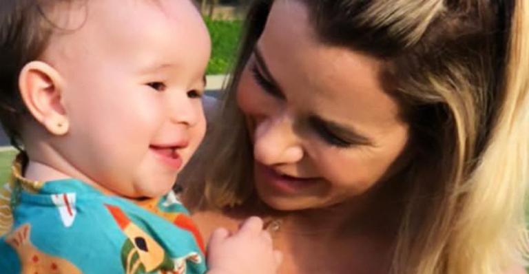 Dany Bananinha explode o fofurômetro com vídeo da filha, Lara: ”Gracinha”