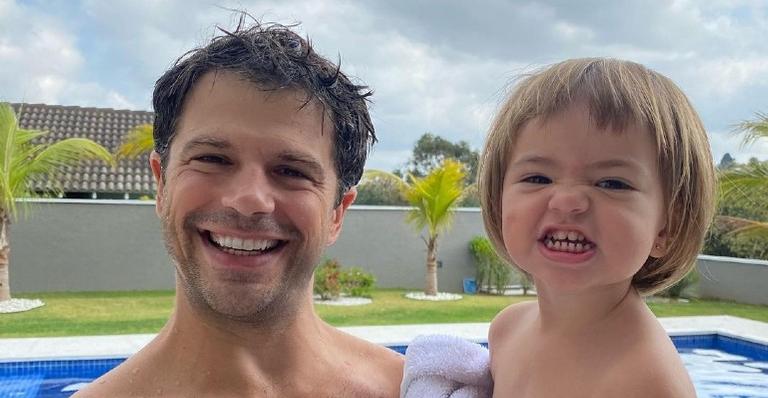 Duda Nagle mostra vídeo de dia na represa ao lado de Zoe