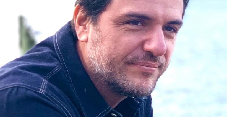 Rodrigo Lombardi relembra gravações de ‘Caminho das Índias’ e se emociona: ”Parece que foi ontem”