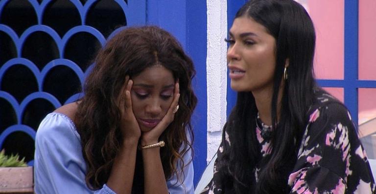 BBB21: Pocah chora e questiona voto de Camilla de Lucas: ”Você aqui é uma prioridade pra mim!”