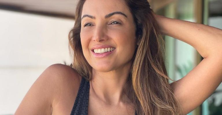 Patrícia Poeta improvisa treino em casa e incentiva fãs: ”Não deixe de movimentar o corpo!”