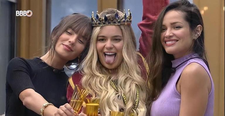 No ‘Mais Você’, Thais revela que ficou chateada com uma situação envolvendo Juliette