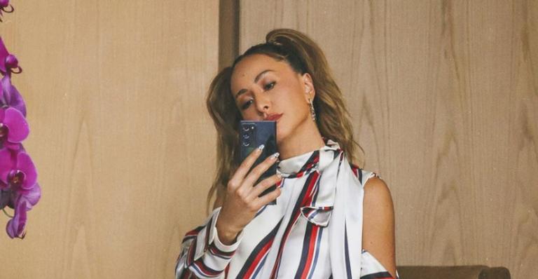 Sabrina Sato começa dia com cliques de arrasar e fãs elogiam: ”Maravilhosa”