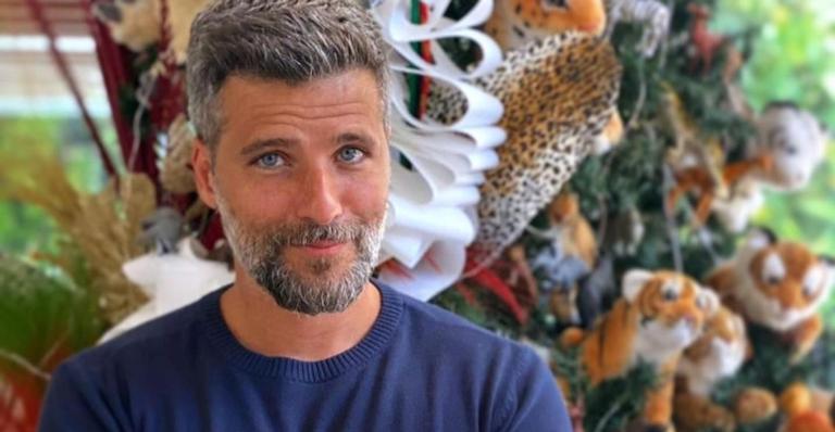 Em clique raro, Bruno Gagliasso exibe clique carinhoso da mãe com os filhos: ”Vovó doidinha”