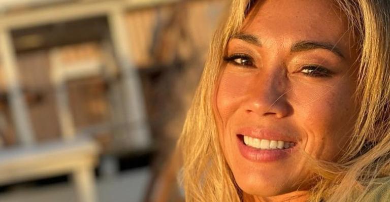 Danni Suzuki mostra parte inusitada de seu aquecimento para surfar: ”Equilibrando na areia”