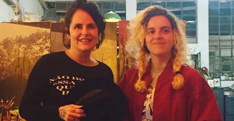 Filha de Fernanda Young fala sobre a artista: ”Ferida que nunca vai fechar”