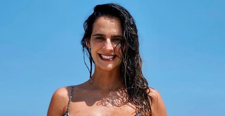 Marcella Fogaça posa de cara lavada e cabelo bagunçadinho: ”Sorriso que floresce no caos”