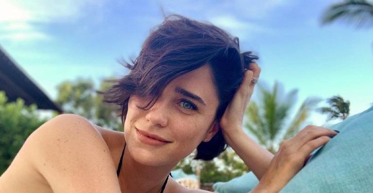 Fernanda Vasconcellos resgata registro belíssimo nos bastidores de ‘A Vida da Gente!’