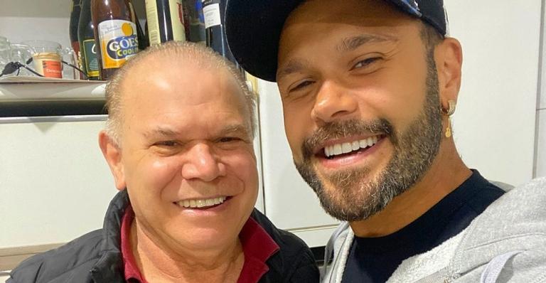 Marcos, da dupla com Belutti, comemora aniversário do pai: ”Eu te amo mais que tudo”