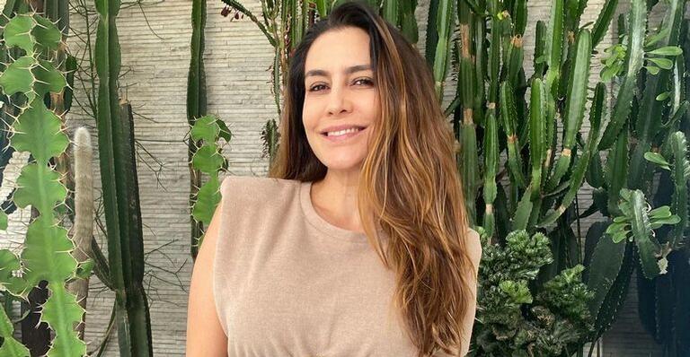 Grávida de uma menina, Ticiana Villas Boas exibe barriguinha de cinco meses