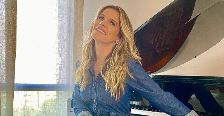 Ingrid Guimarães comemora ao levar sua mãe para tomar segunda dose da vacina