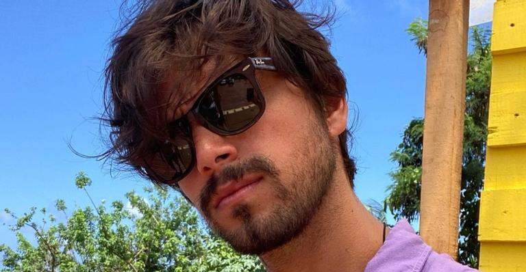Rodrigo Simas compartilha vídeo especial com a afilhada e encanta a web: ”Essa lembrança”