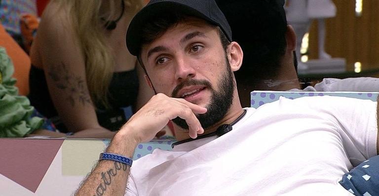 BBB21: Arthur revela opção de voto para o próximo paredão: ”A última decisão me deixou chateado”