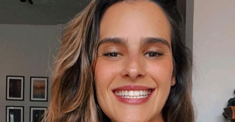 Marcella Fogaça revela reação do cachorro da família com a chegada das filhas gêmeas: ”Acostumou”