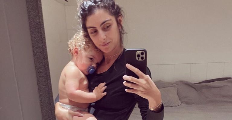 Mariana Uhlmann posa com Vicente e fala sobre fase atual do caçula: ”Já tem suas vontades”