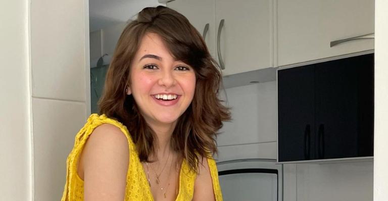 Klara Castanho esbanja charme e beleza em nova sequência de registros