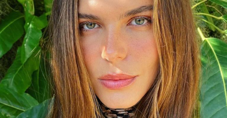 Mariana Goldfarb reflete sobre verdade na internet: ”Não é porque você não vê que não existe”