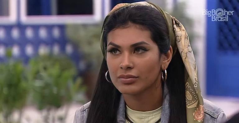 Pocah aposta em look sexy e corpão se destaca no BBB1 21