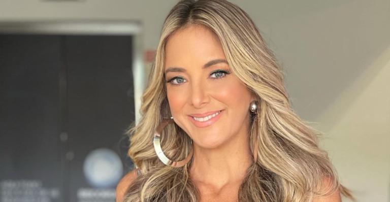 Ticiane Pinheiro posa deslumbrante com seu look do dia