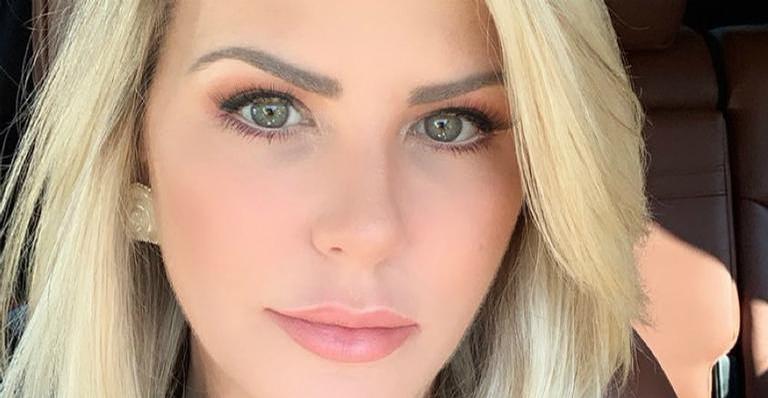 Confirmada em ‘No Limite’, Íris Stefanelli exibe boa forma de maiô decotado