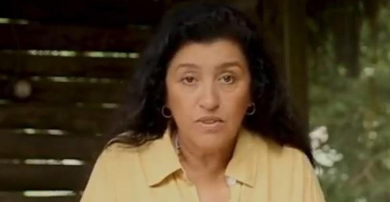 Regina Casé lamenta morte de seu cachorro, Raj: ”Ele viveu uma vida linda”
