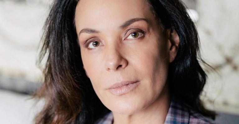Carolina Ferraz relembra sua personagem em ‘Por Amor’ e encanta fãs: ”Saudades Milena”