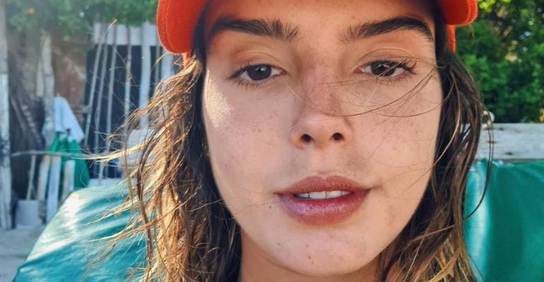 Giovanna Lancellotti posta foto antiga durante gravação de filme: ”Registro de uma noturna fria”