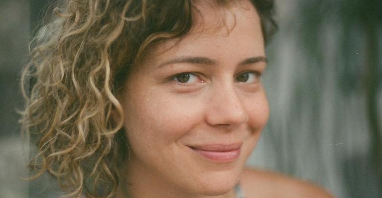 Leandra Leal encanta ao posar com sua mãe: ”Amor e confiança”