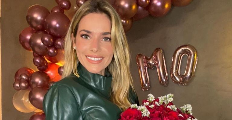 Monique Alfradique agradece mensagens de carinho em seu aniversário