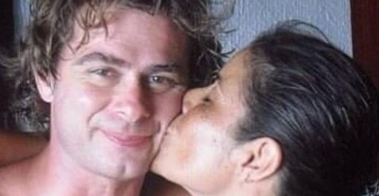 Mãe de Rafa Vitti, Valeria Alencar resgata registro antigo na companhia do marido, João Vitti