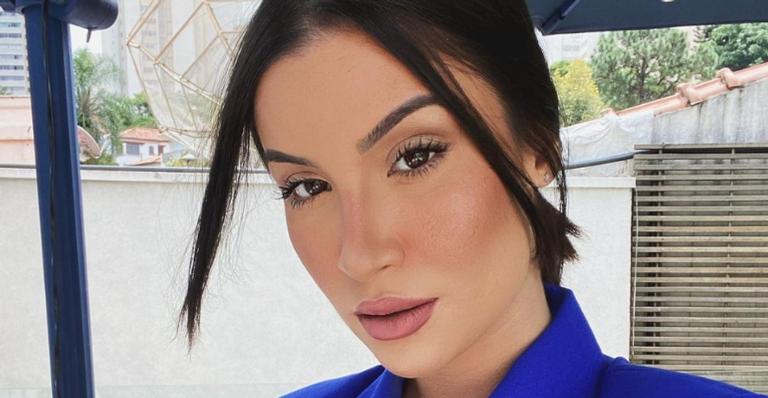 Bianca Andrade faz ensaio fotográfico improvisado no quarto do filho e brinca: ”Vira um estúdio”